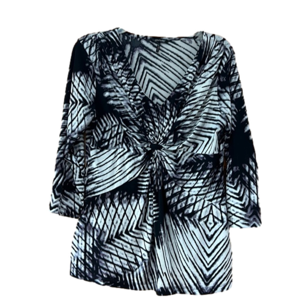 Daisy Fuentes Black and White Patterned Blouse Large Top